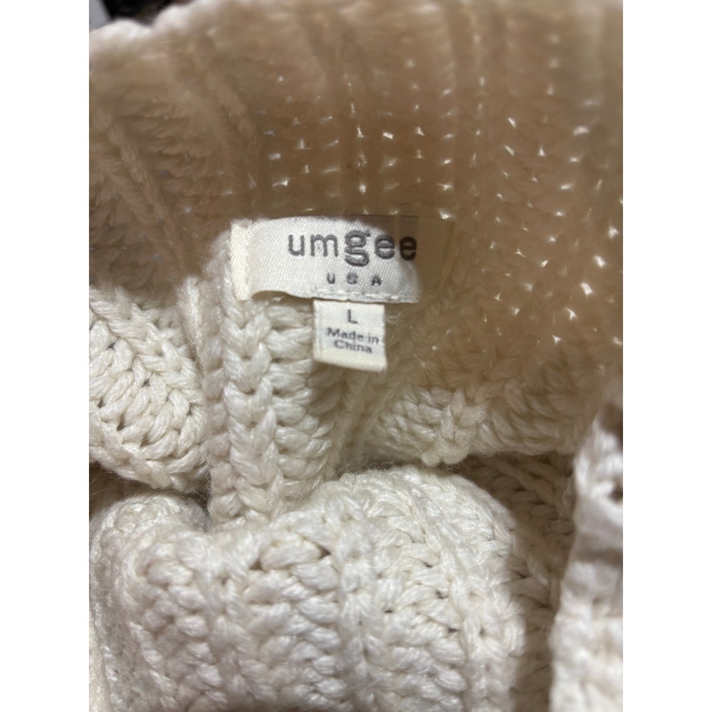 UMGEE Distressed Mock Neck Sweater Womens L Cream Cropped Chunky Knit Oversized - Picture 7 of 7